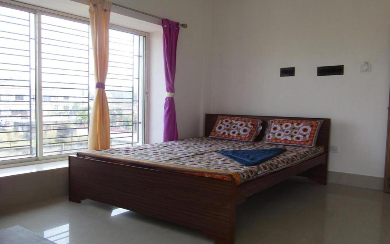 Staymaker Hotel Sannidhyo Shānti Niketan エクステリア 写真